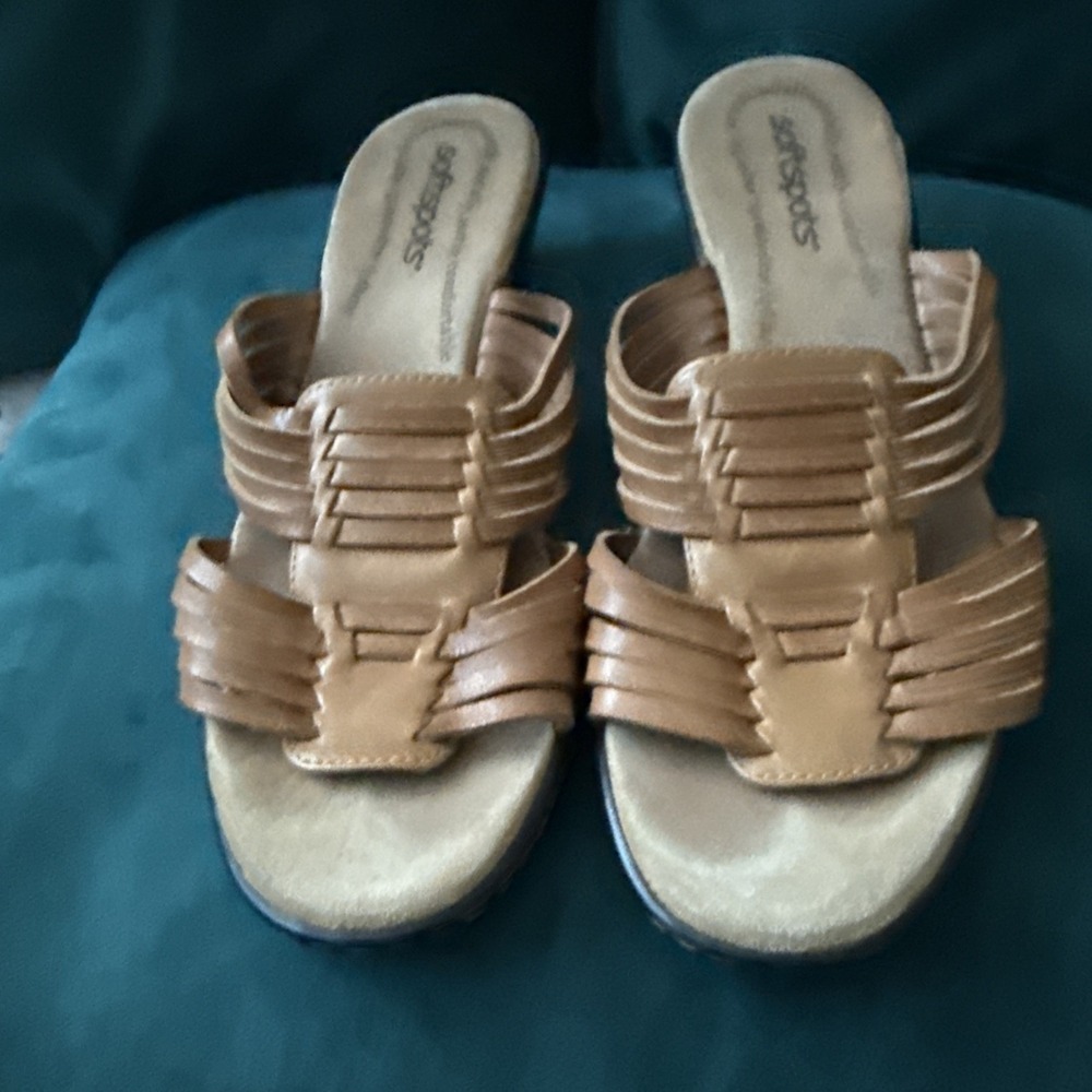 Softspots Brown‎ Leather Peep Toe Huarache Comfort Low Wedge Sandals Size 7.5M
